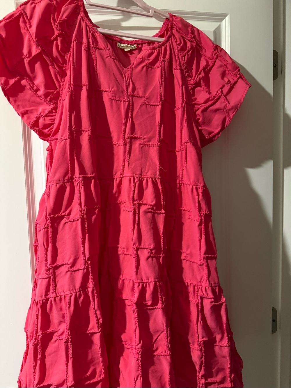 Cloth & Portrait Ladies large ' Hot Pink Short Sleeve pullover dress.